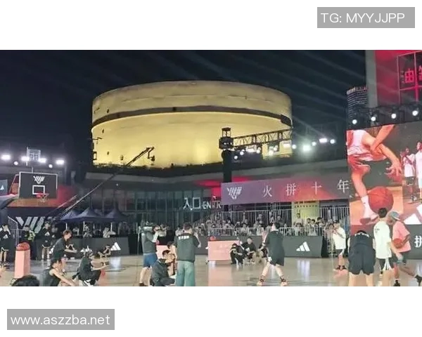 爱德华兹首次中国行篮球公园活动精彩回顾与球迷互动盛况 爱德华兹首次中国行篮球公园活动精彩回顾与球迷互动盛况