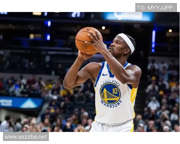 火眼金睛！双方拼抢出界判给勇士球 太阳挑战成功拿回球权